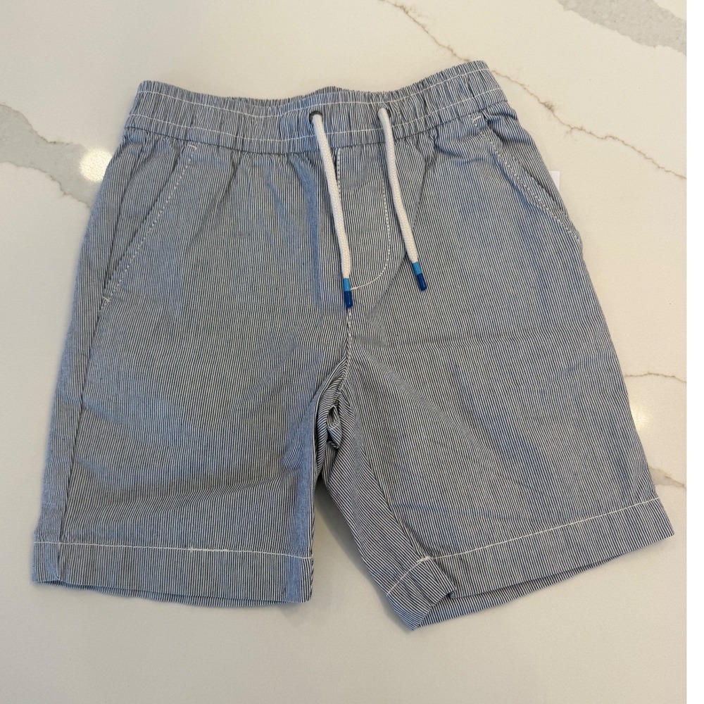 Gap Kids Boys Blue White Railroad Stripe Short Size S 6-7 NWT